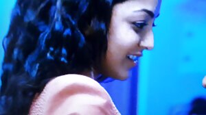 Idol Hoshi Ameri Masochist කටේ පිස්ටන් ෆකින්ග් අන්තයේ දී කම්මුල් පහරක් එල්ල කරයි