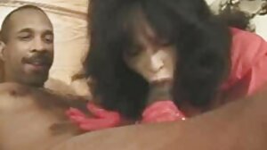 සුළු දෙමාපියෝ සුළු දියණියට ඇය ඉල්ලූ දේ ලබා දෙති