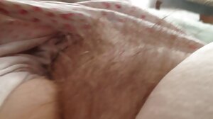 සම්බාහනය කළ මහලු කාන්තාව කටින් කුකුළා උරා බොයි