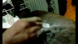 පරිණත මුඩුක්කු එළිමහනේ මුහුණ ලබා ගනී