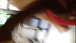 රෝස පැහැති කාමරයේ මිහිරි තිදෙනා