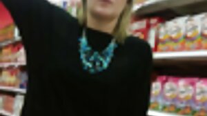 දම්වැල් බැඳගත් ආසියානු ලිංගික වහලෙක් අමාරුවෙන් කෙලෙව්වා