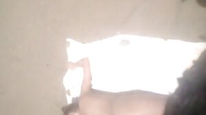 Nymfo MILF Brandi Love තරුණ යුවළක් සමඟ කෙලෙසීමට ප්‍රිය කරයි