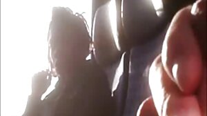 MILF බියන්කා බ්‍රීසා නව යොවුන් වියේ කිම්බර්ලි ගේට්ස් සමඟ හොර කොල්ලෙක් සමඟ කතා කරයි